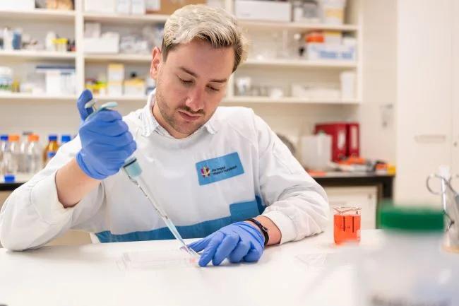Post 3